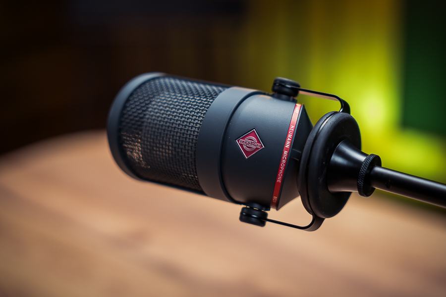 Mastermind Productions: Neumann