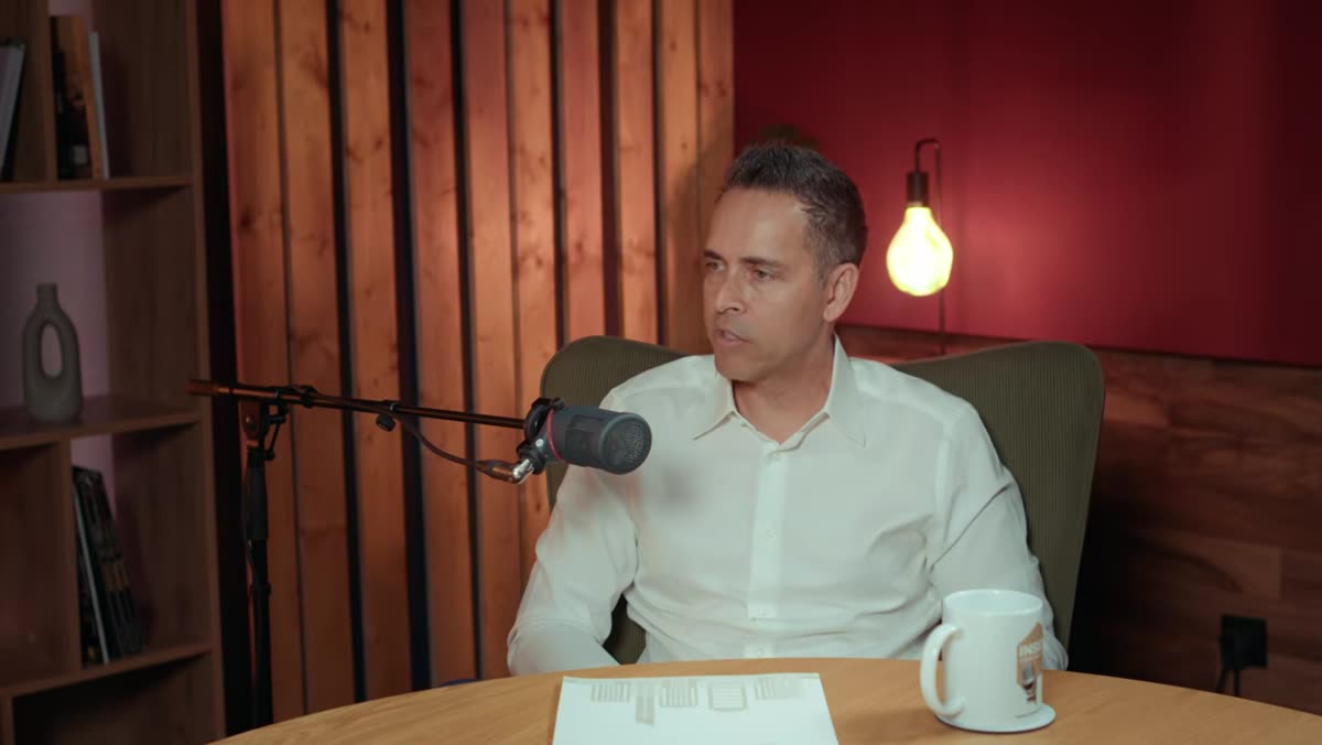 Καρέ από Inside Greek Real Estate, επεισόδιο 4